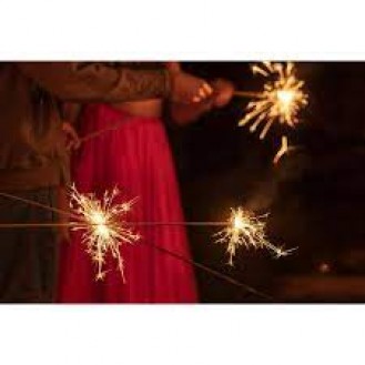 RED LION STAR SHAPE SPARKLEES 9